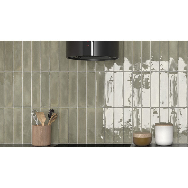 Splendours Subway Green Gloss (Euro) 75x300mm