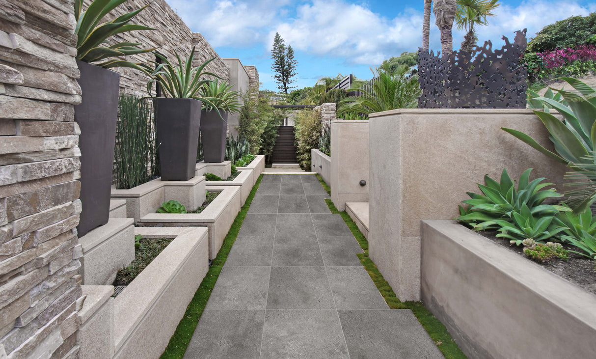 ConcreteRock Grey 300x600 Grip