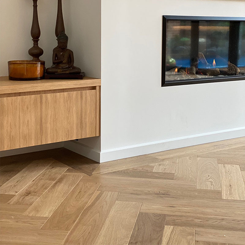 De Marque European Oak Engineered Flooring Herringbone Latte 600x120x15/4mm