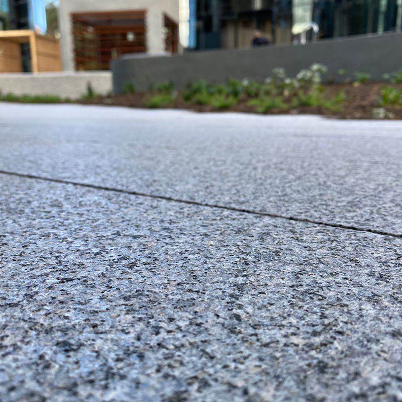 Granite New Grey Flamed Paving 600x400x20mm