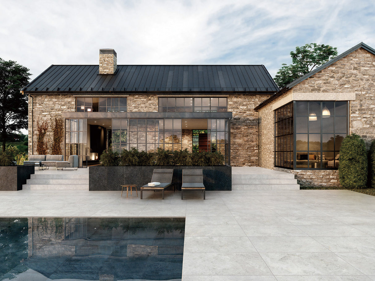 TundraExtra Silver 400x600 20mm Bullnose- Pencil Edge