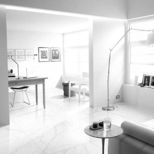 Calacatta Deluxe Super White 30x60 Polished