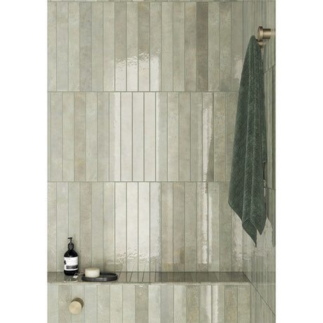 VERTICALE GREEN FIELD GLOSS 50X400MM