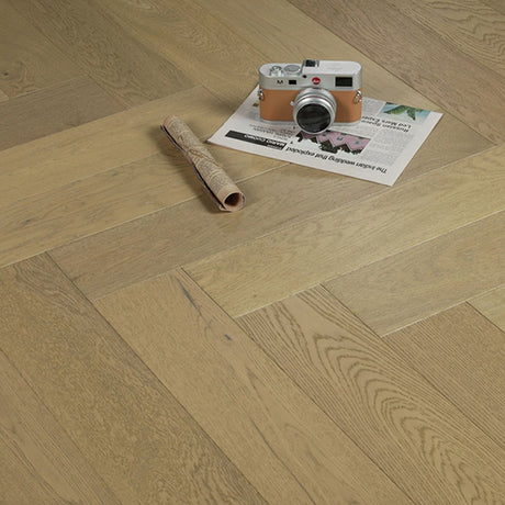 Classic Oak Herringbone Tomki 600x120x14/2mm