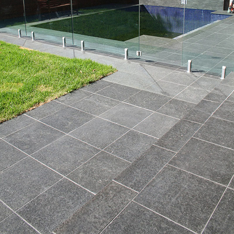 Lux Black Flamed Paving 800x400x20mm