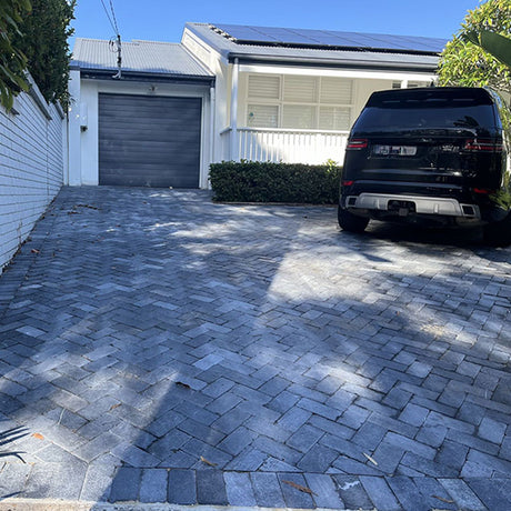 Limestone Belgium Blue Sandblasted Cobbles 100x100x20mm